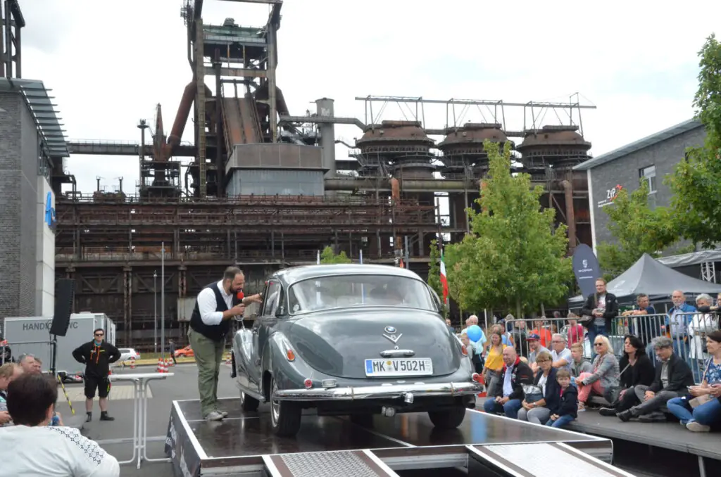 6-schumann-classic-day